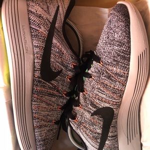 Nike LunarEpic Low Flyknit (Mens)